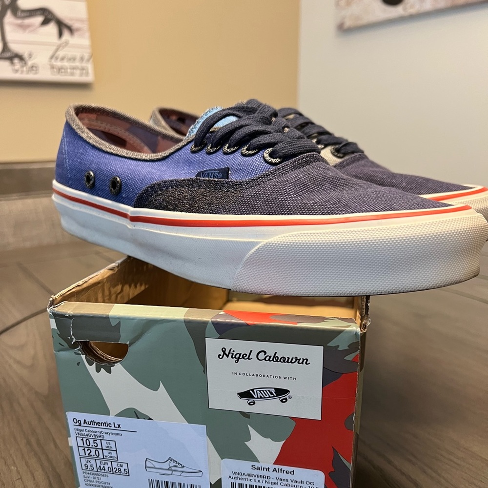 Vault Vans Special Edition Size 10.5